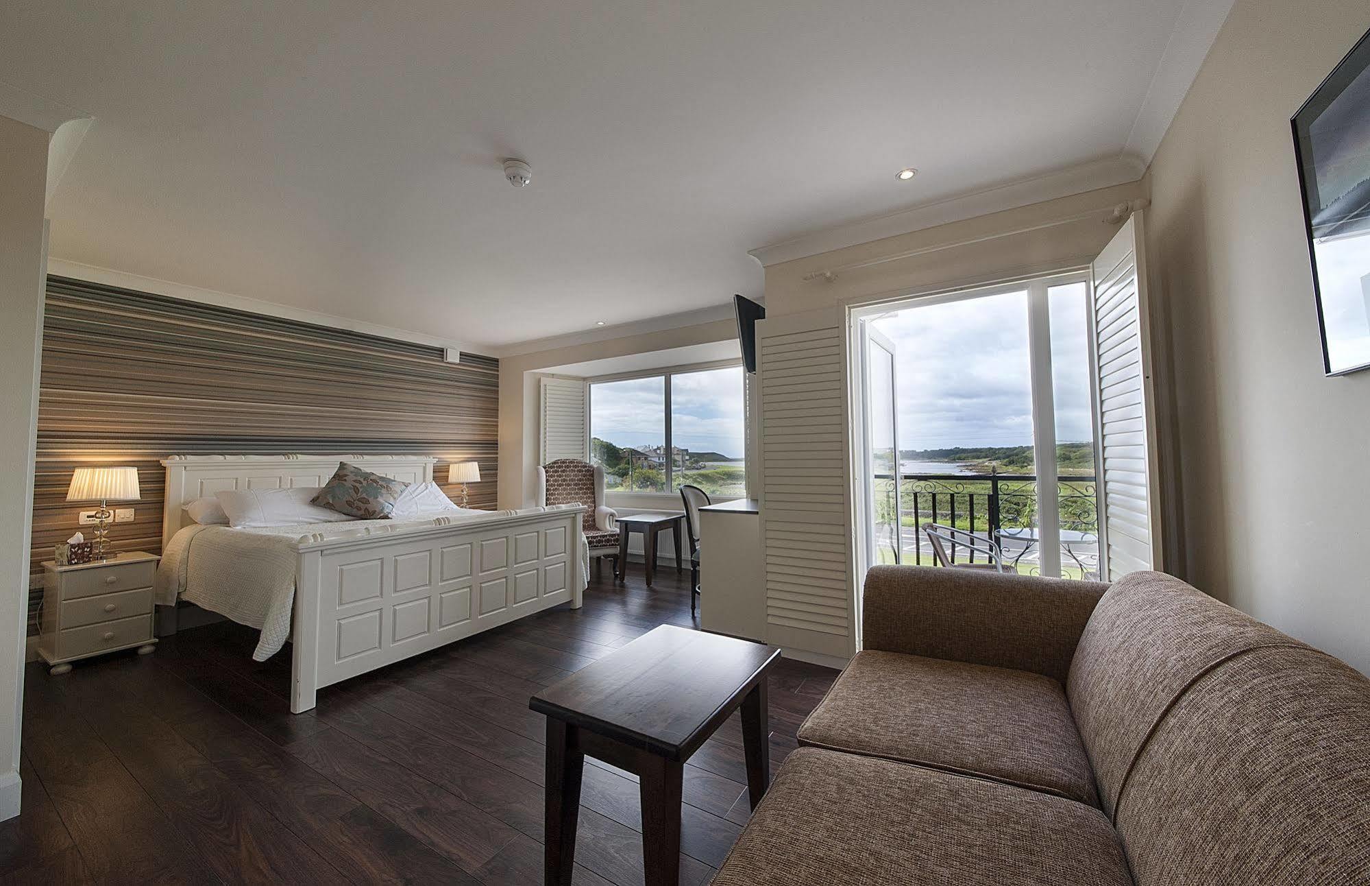 Sea Breeze Lodge B&B Galway Kültér fotó